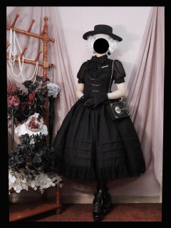 玫瑰骑士-资料图