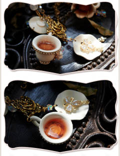 山茶花立体茶杯项链-资料图