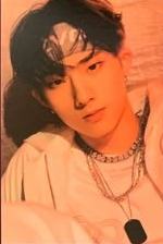 专卡STANDEE3