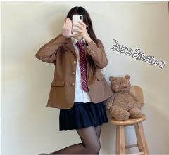 布朗茶茶·西服-资料图