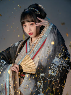 麒麟幻梦-资料图