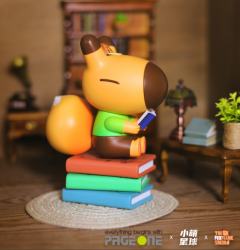 狐兰克图书管理员-资料图