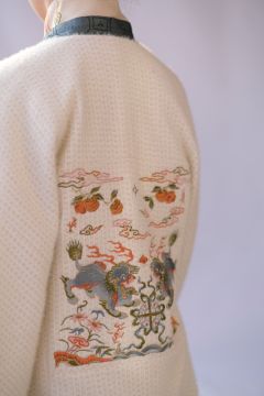 狮柿如意-资料图