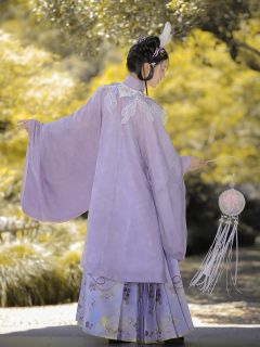 玉兔捣酒-资料图