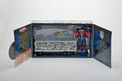 Leader Class Mechtech 擎天柱 Universal Studios Edition-资料图