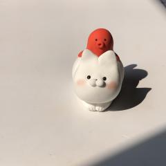 海豹猫和章鱼朋友-资料图