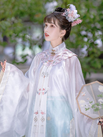翩翩