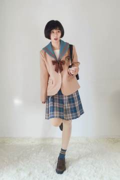 陵西高 西服-资料图
