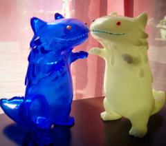 Byron clear blue × gold eye-资料图