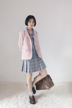 陵西高 西服-资料图