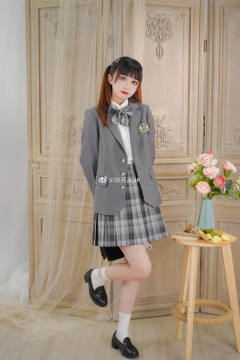 玫瑰礼赞·西服-资料图