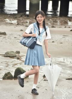 甜饼·水手服-资料图