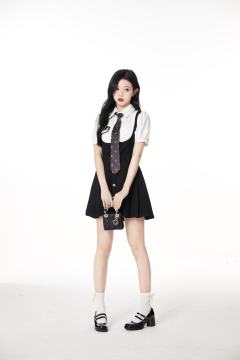 美式制服-资料图