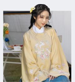 拾月-资料图