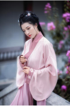 花卿-资料图