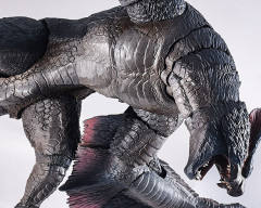 S.H.MonsterArts 迅龙 -资料图
