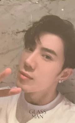 GLASS MAN杂志小卡2
