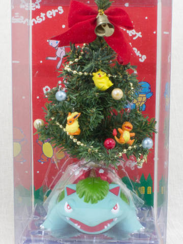 Christmas Tree 火伊布 妙蛙花 小火龙 皮卡丘 