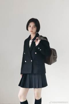 仁英女子 西服-资料图