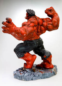 Fine Art Statue 红浩克 -资料图