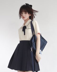 小雾中-资料图
