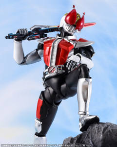 SHF 真骨雕 假面骑士电王 圣剑/圣枪形态-资料图
