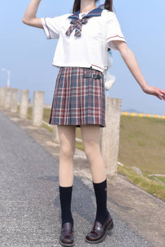 誉迟中·水手服-资料图