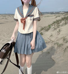 花阳中·水手服-资料图