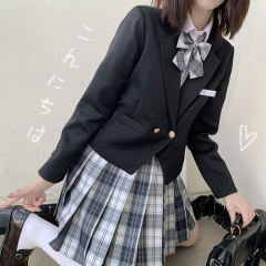 宫泽野·西服-资料图
