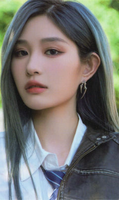 王奕 失忆小卡 ver.B