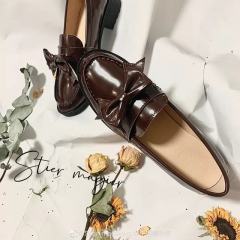 高中生·制服鞋-资料图