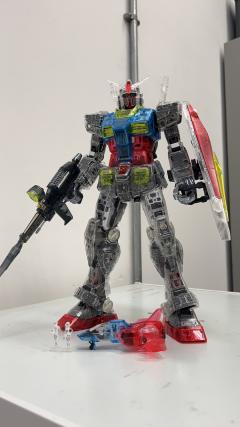 PG UNLEASHED RX-78-2 元祖高达 透明色躯干-资料图