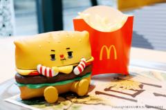 汉堡眼黑黑-资料图