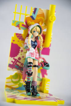 Desktop Figure 大鸟琥珀 Movie Outfit Color-资料图