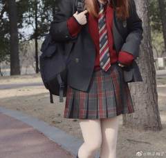 太空人西服-资料图