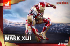 1:6比例珍藏人偶 钢铁侠Mark 42 合金版-资料图