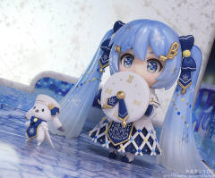 粘土人 #1539 初音未来 雪初音 2021 Glowing Snow Ver.-资料图