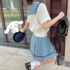 玉桂狗水色皇冠系列收腰水手服套装-资料图