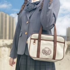 小熊刺绣制服包-资料图