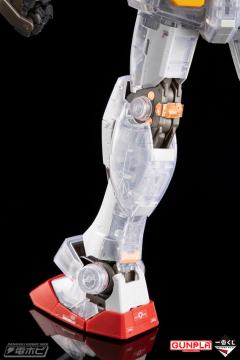 MG RX-78-2 高达 Ver. 3.0 Solid Clear Reverse B赏-资料图