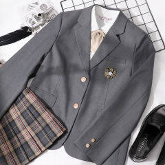 十三色两粒扣西服-资料图