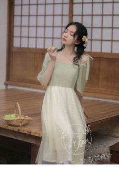 复古蕾丝吊带两穿仙女裙-资料图
