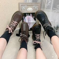 恶魔之夜·马丁靴-资料图