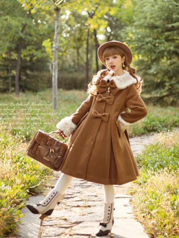 小A羽绒大衣