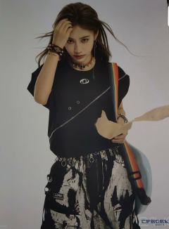 袁一琦 风向精装豪华小海报 ver.D