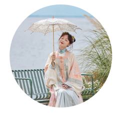 暖玉-资料图
