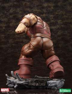 Fine Art Statue Juggernaut -资料图