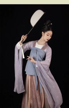 春庭晚望-资料图