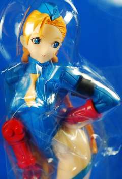 Capcom Girls Statue 嘉米·怀特 -资料图
