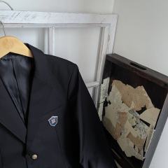 畈知高·西服-资料图